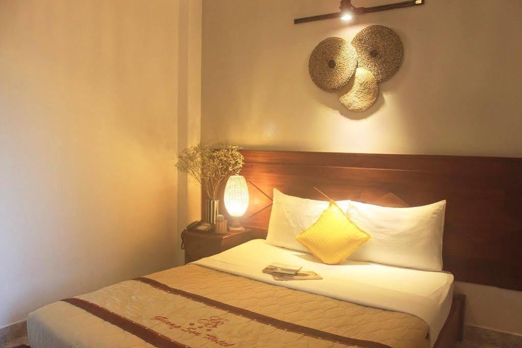 Giang Son Hotel江山民宿范五老区酒吧街胡志明市 Eksteriør billede